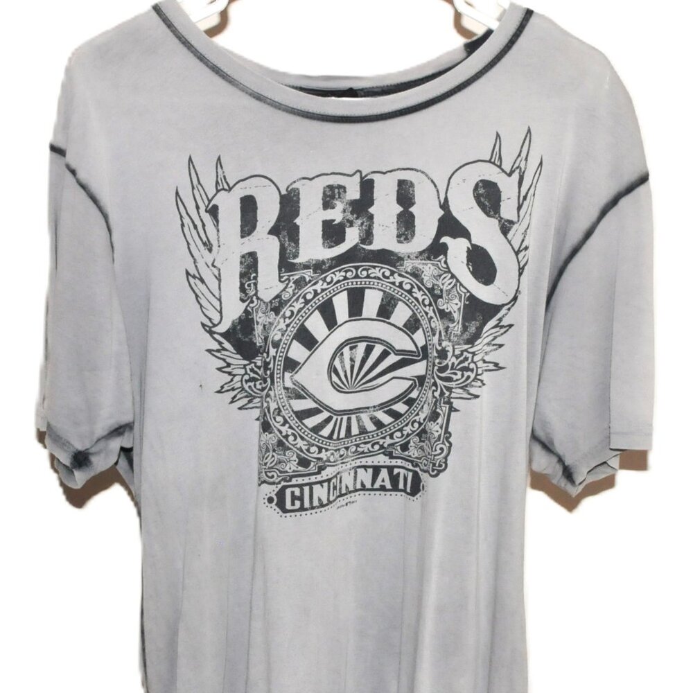 Gray Cincinnati Reds T-Shirt